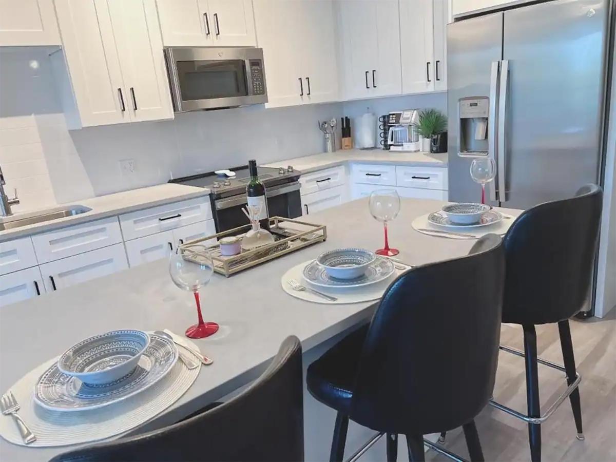 Lux Property Great For 1 To 8 Guests-Family Trip ,5Beds 2Rooms Staycation With Gym And Ev, Proximity To Downtown And Beaches West Palm Beach Zewnętrze zdjęcie