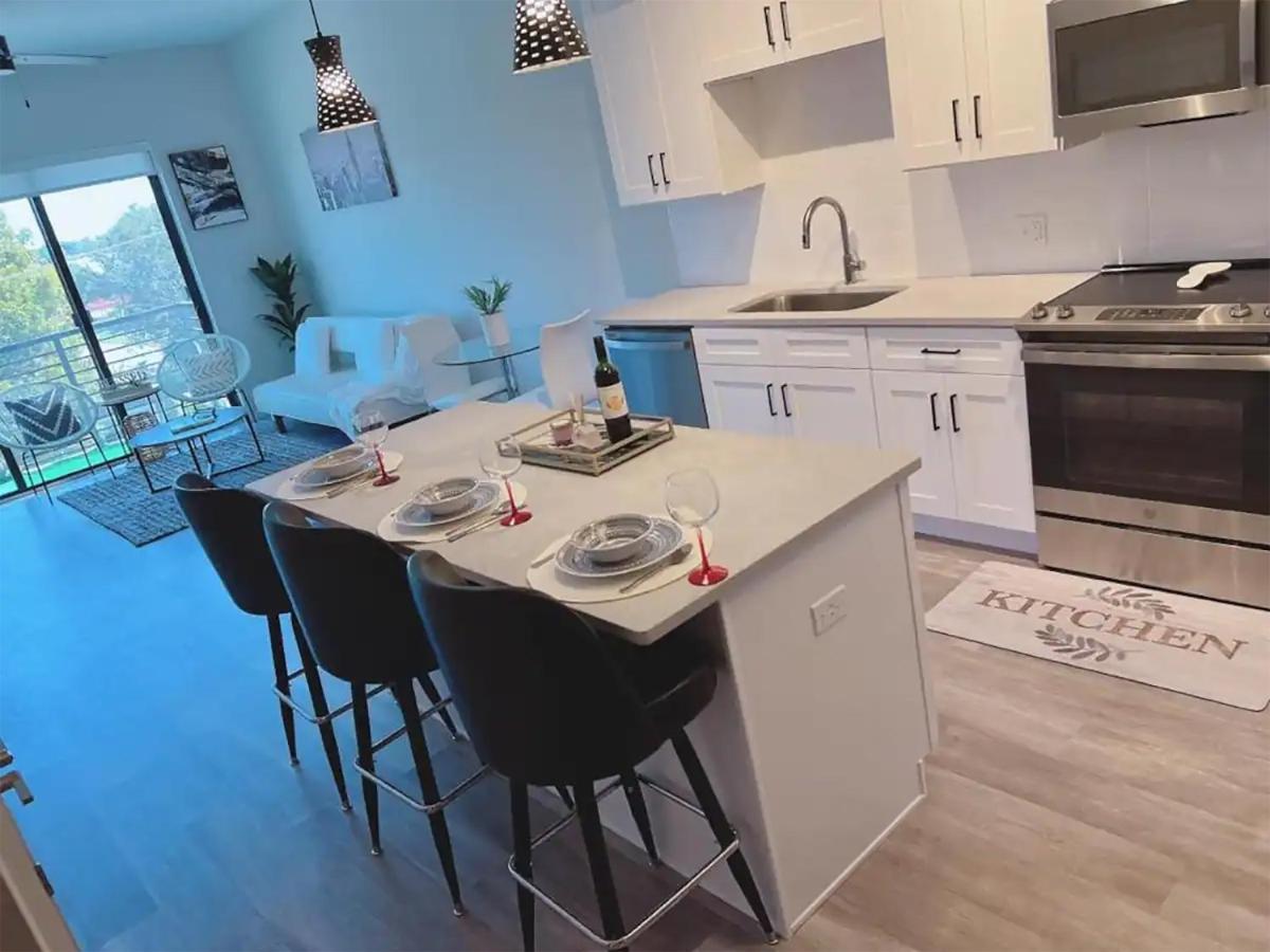 Lux Property Great For 1 To 8 Guests-Family Trip ,5Beds 2Rooms Staycation With Gym And Ev, Proximity To Downtown And Beaches West Palm Beach Zewnętrze zdjęcie