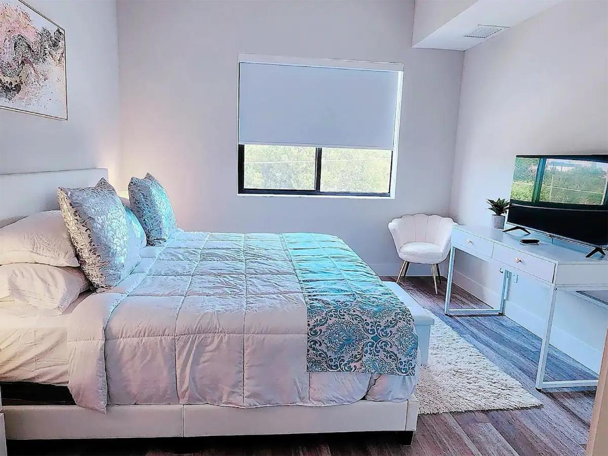 Lux Property Great For 1 To 8 Guests-Family Trip ,5Beds 2Rooms Staycation With Gym And Ev, Proximity To Downtown And Beaches West Palm Beach Zewnętrze zdjęcie