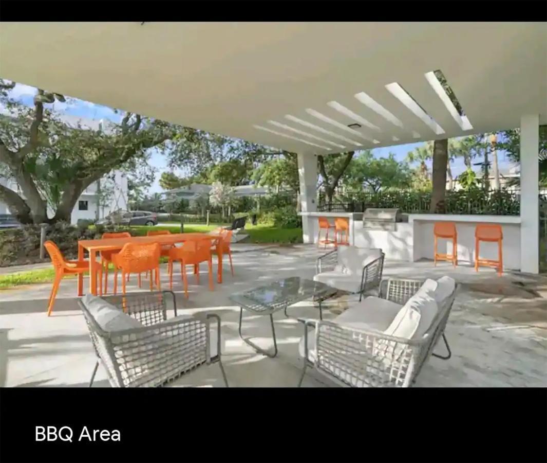 Lux Property Great For 1 To 8 Guests-Family Trip ,5Beds 2Rooms Staycation With Gym And Ev, Proximity To Downtown And Beaches West Palm Beach Zewnętrze zdjęcie