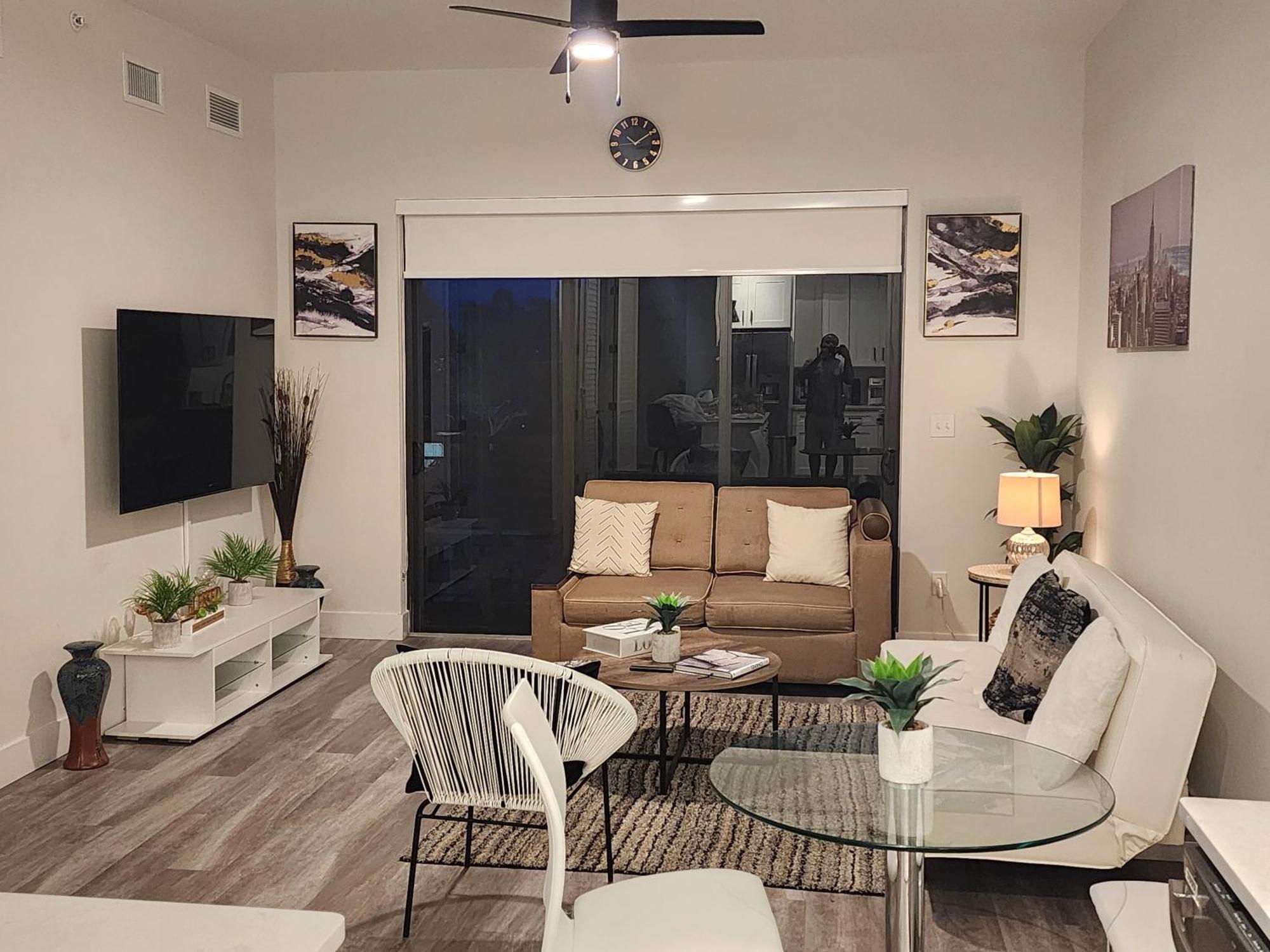 Lux Property Great For 1 To 8 Guests-Family Trip ,5Beds 2Rooms Staycation With Gym And Ev, Proximity To Downtown And Beaches West Palm Beach Zewnętrze zdjęcie